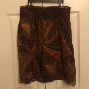 100% Silk Beautiful skirt from Hugo Boss.